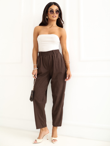 Czekoladowe sztruksowe spodnie z talią paper bag RUE PARIS
