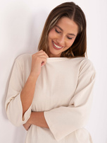 Jasnobeżowa bluzka oversize z okrągłym dekoltem 