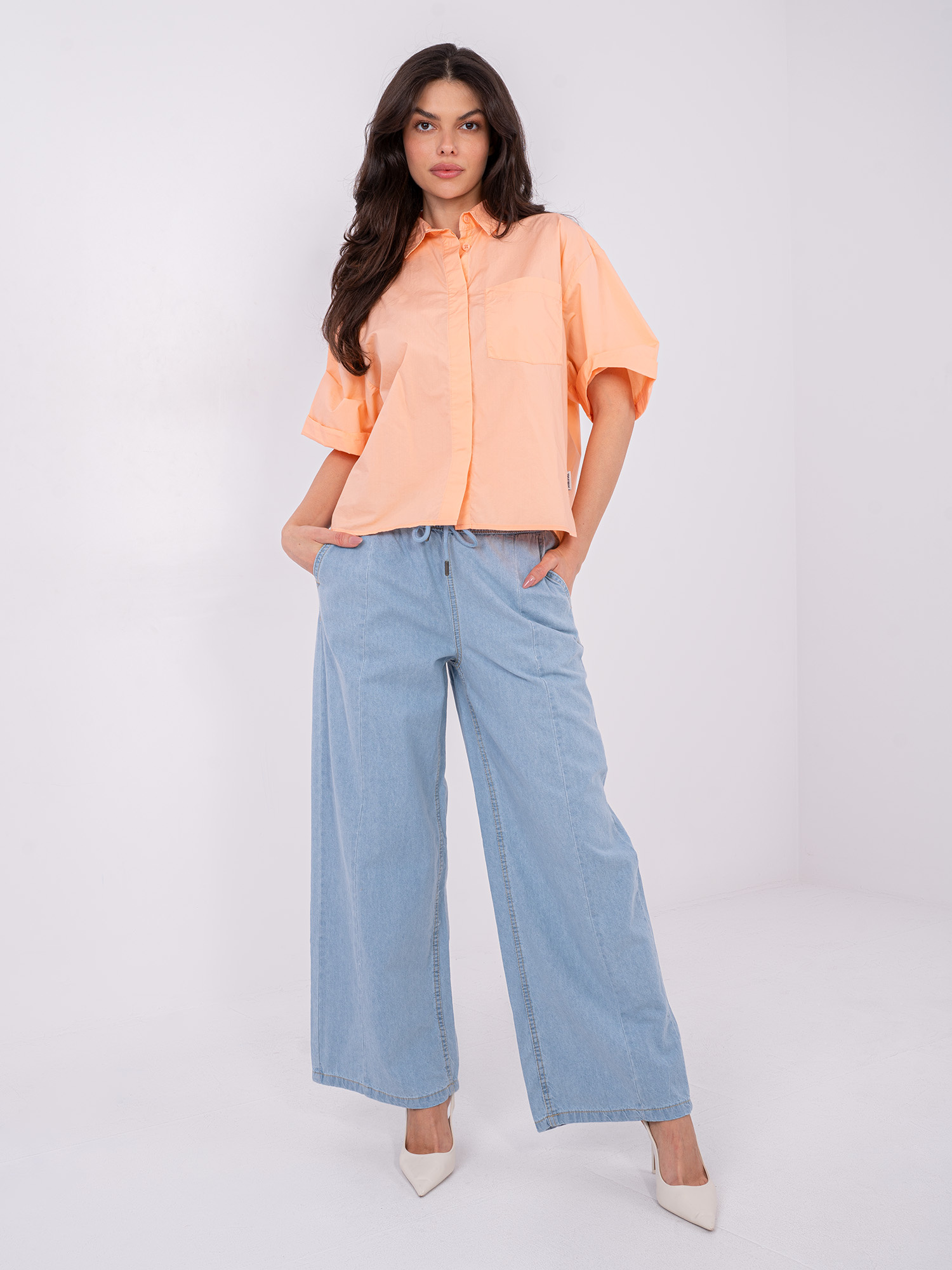 Meruňková košile s delším zadním dílem SUBLEVEL.
