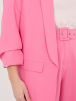 Różowy damski garnitur z marynarką bez zapięcia RUE PARIS 
