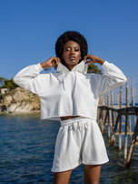 Ecru dwuczęściowy komplet z szortami Emola