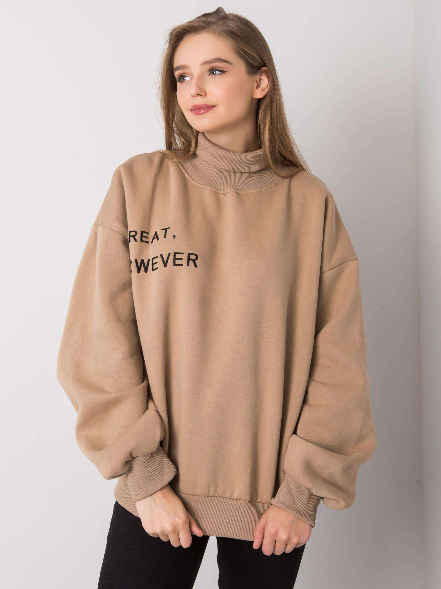 Tmavě béžová zateplená oversized mikina Kelly.