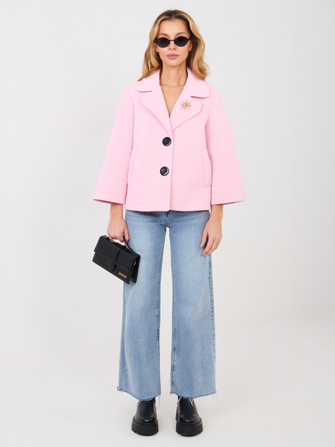 Jasnoróżowy krótki płaszcz z rękawem 3/4