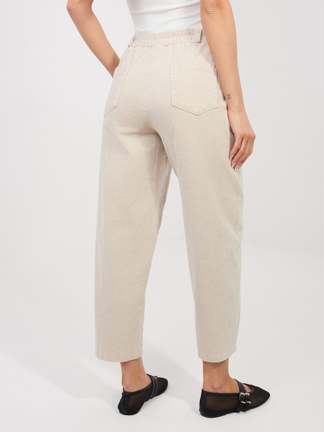 Jasnobeżowe sztruksowe spodnie z kieszeniami RUE PARIS