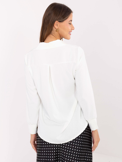 Ecru koszula z ozdobnymi guzikami