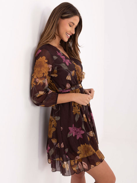 Brązowa rozkloszowana sukienka z paskiem