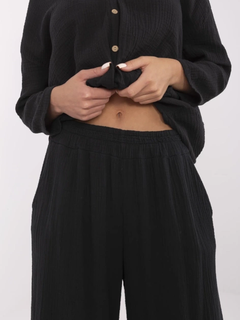 Czarne szerokie spodnie damskie z muślinu