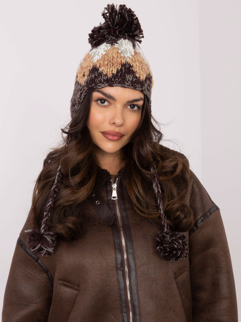 Hurt Brązowa damska czapka uszatka w romby