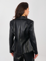 Czarna dopasowana marynarka z ekoskóry 