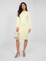Pastelowa żółta dopasowana sukienka basic RUE PARIS