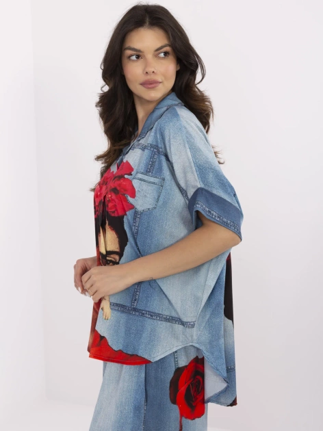 Niebieska rozpinana koszula damska z nadrukiem