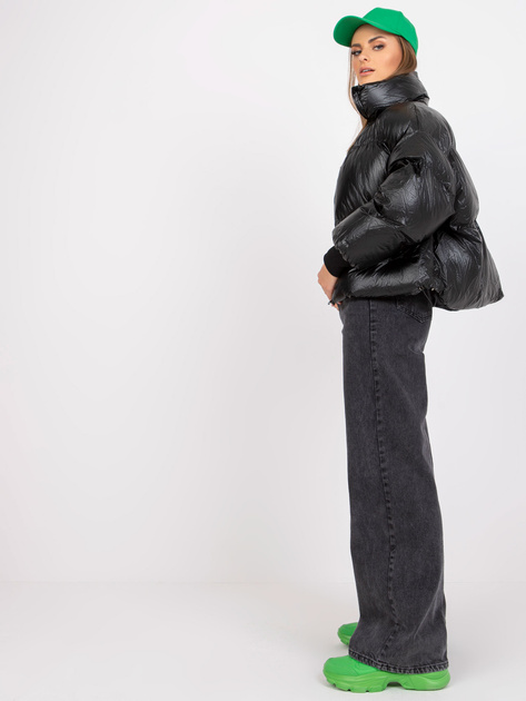 Czarna puchowa kurtka zimowa bez kaptura