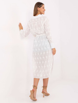 Biała długa koszula z kwiatowym haftem