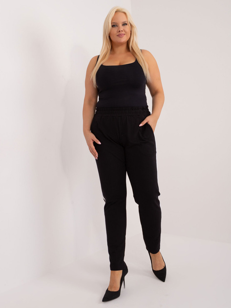 Czarne spodnie dresowe plus size Kairi