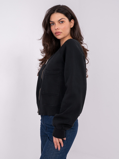 Czarna krótka bluza z ociepleniem