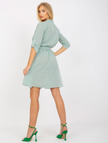 Biało-zielona sukienka na co dzień z zapięciem na guziki 