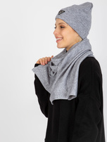 Hurtownia Szary komplet zimowy z szalikiem i czapką 