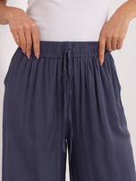 Ciemnoniebieskie letnie spodnie palazzo