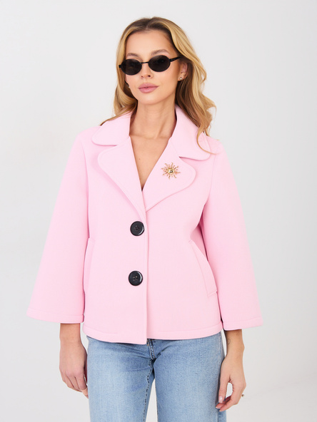 Jasnoróżowy krótki płaszcz z rękawem 3/4