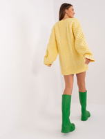 Hurt Jasnożółta sukienka dzianinowa o kroju oversize
