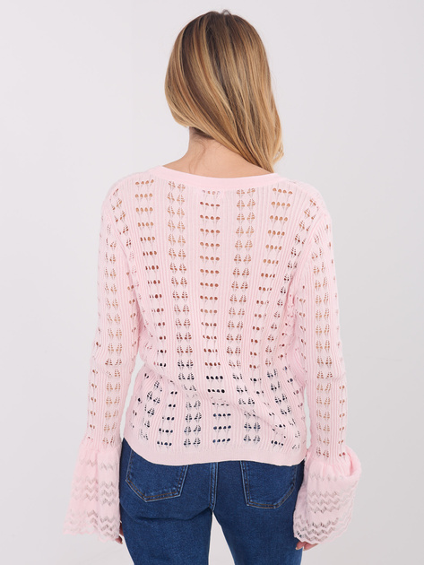 Jasnoróżowy ażurowy sweter w stylu boho