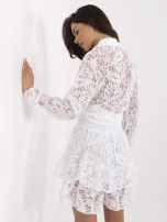 Biały koronkowy komplet ze spódnico-szortami