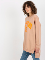 Beige-orange oversized lange Sweatshirt mit Aufschrift.