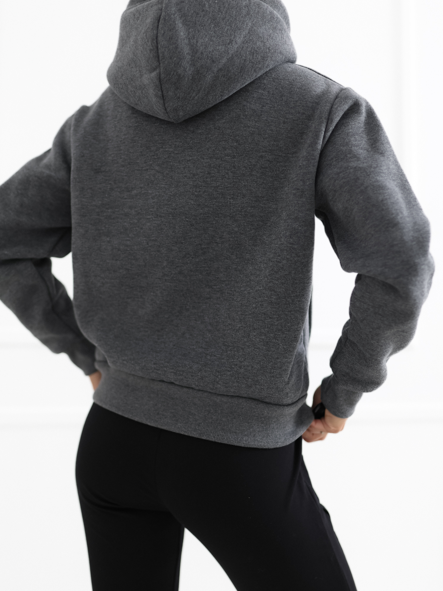 Hurt Ciemnoszara dresowa bluza basic kangurka RUE PARIS