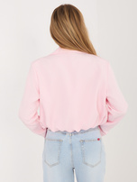 Jasnoróżowa krótka marynarka o kroju balloon