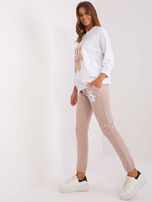 Hurt Ecru-beżowy damski komplet dresowy z aplikacją