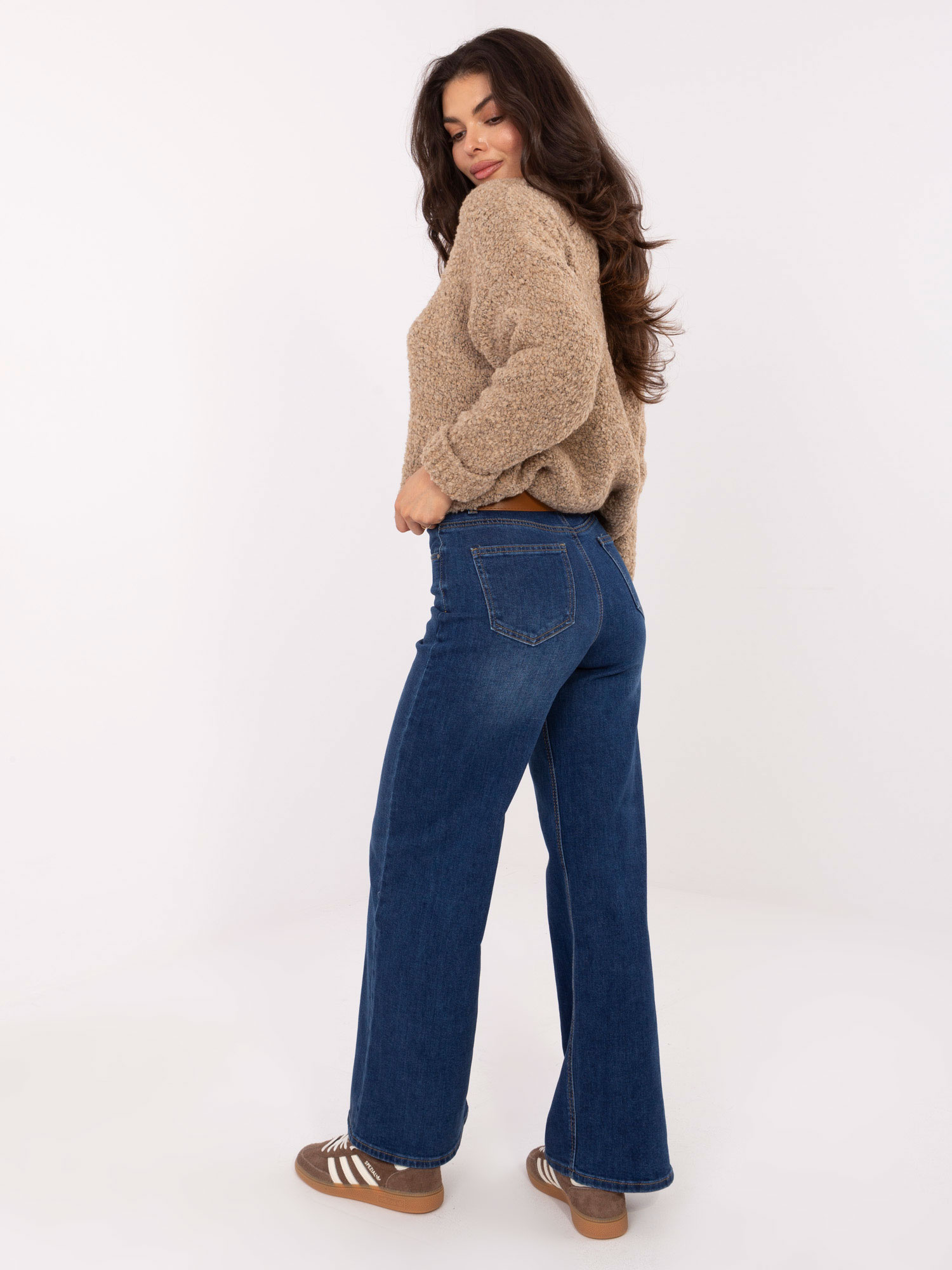 Dark blue women's straight leg jeans.