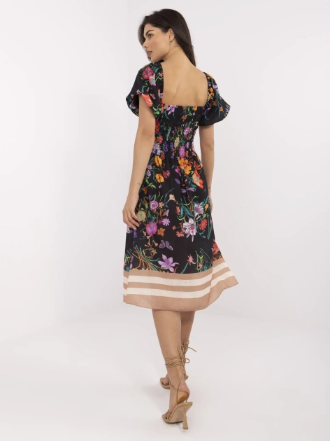 Czarna midi sukienka z bufiastymi rękawami