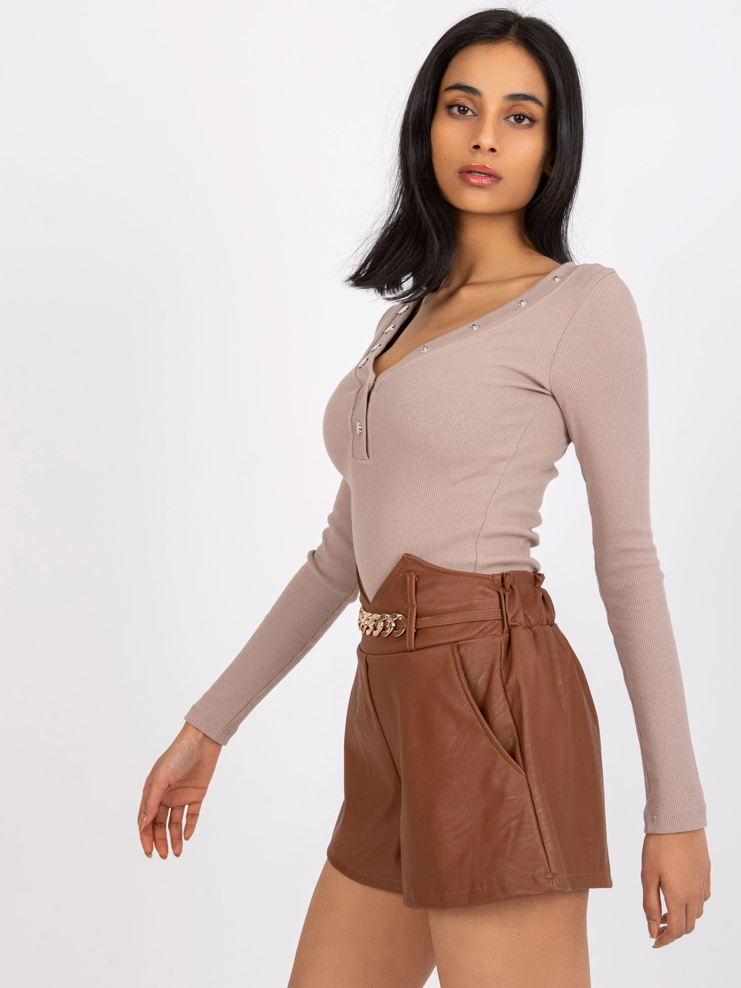 Brązowe szorty ze skóry ekologicznej Iwetta 