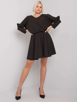 Czarna sukienka z falbankami na rękawach Victoire RUE PARIS