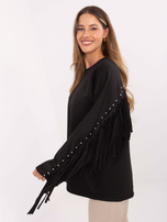 Black oversized sweatshirt with fringes.