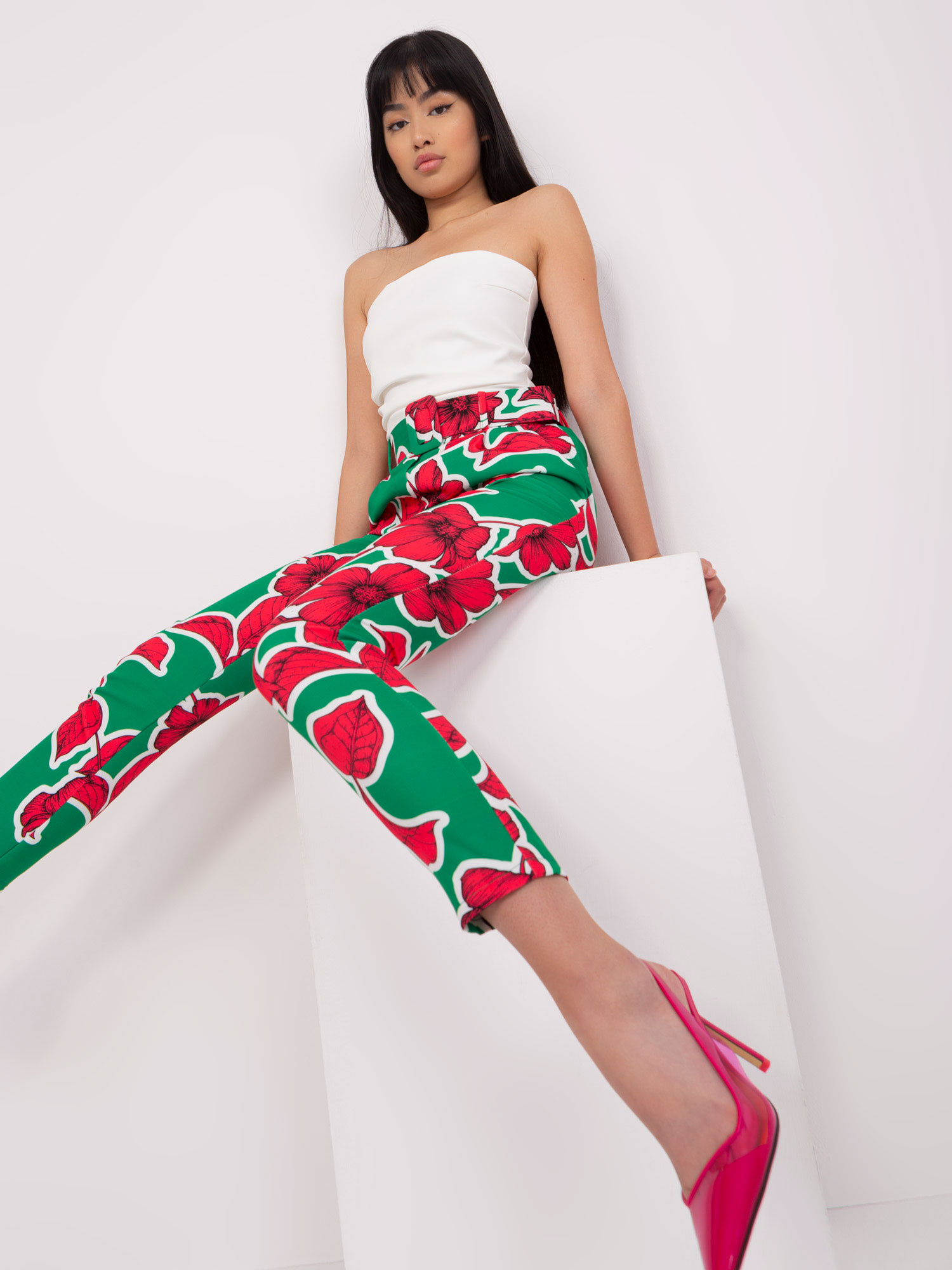 Zielono-różowe eleganckie spodnie z printem