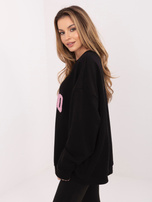Czarna bluza oversize z wypukłym napisem