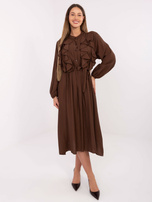 Brązowa elegancka sukienka z żabotem 