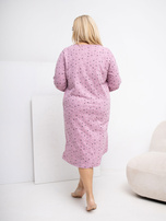 Brudnoróżowa nocna koszula plus size z nadrukiem