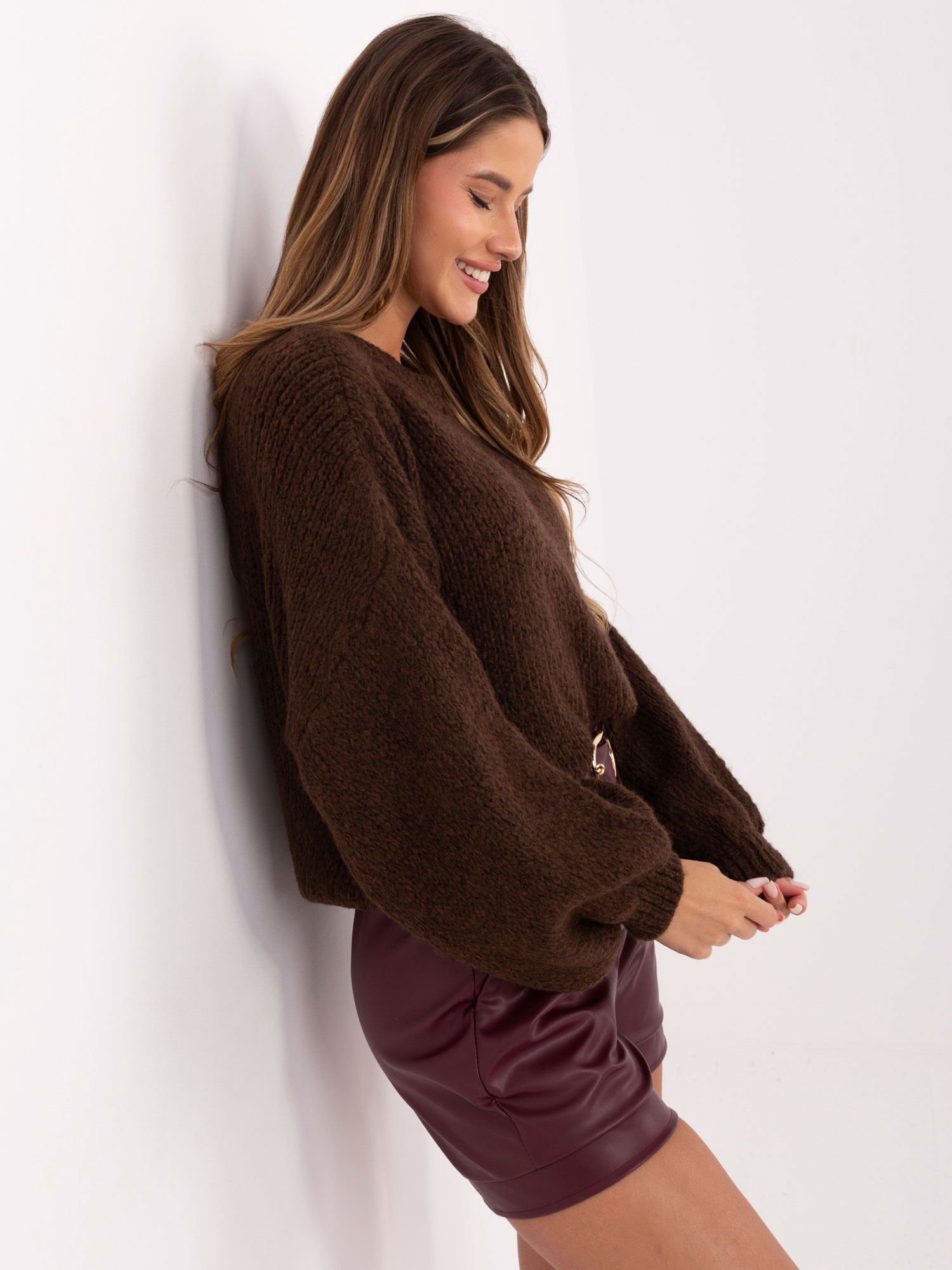 Sweter ciemny brązowy