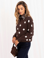Brauner Damen Oversize-Pullover mit Punkten.