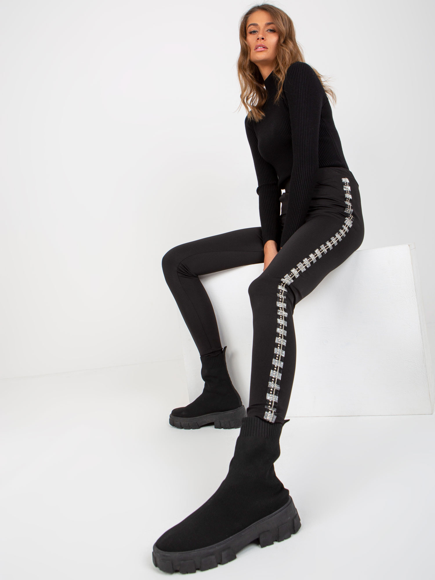 Czarne damskie legginsy na co dzień high waist