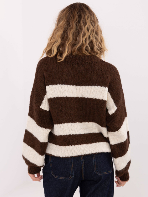 Brązowo-ecru sweter oversize z okrągłym dekoltem