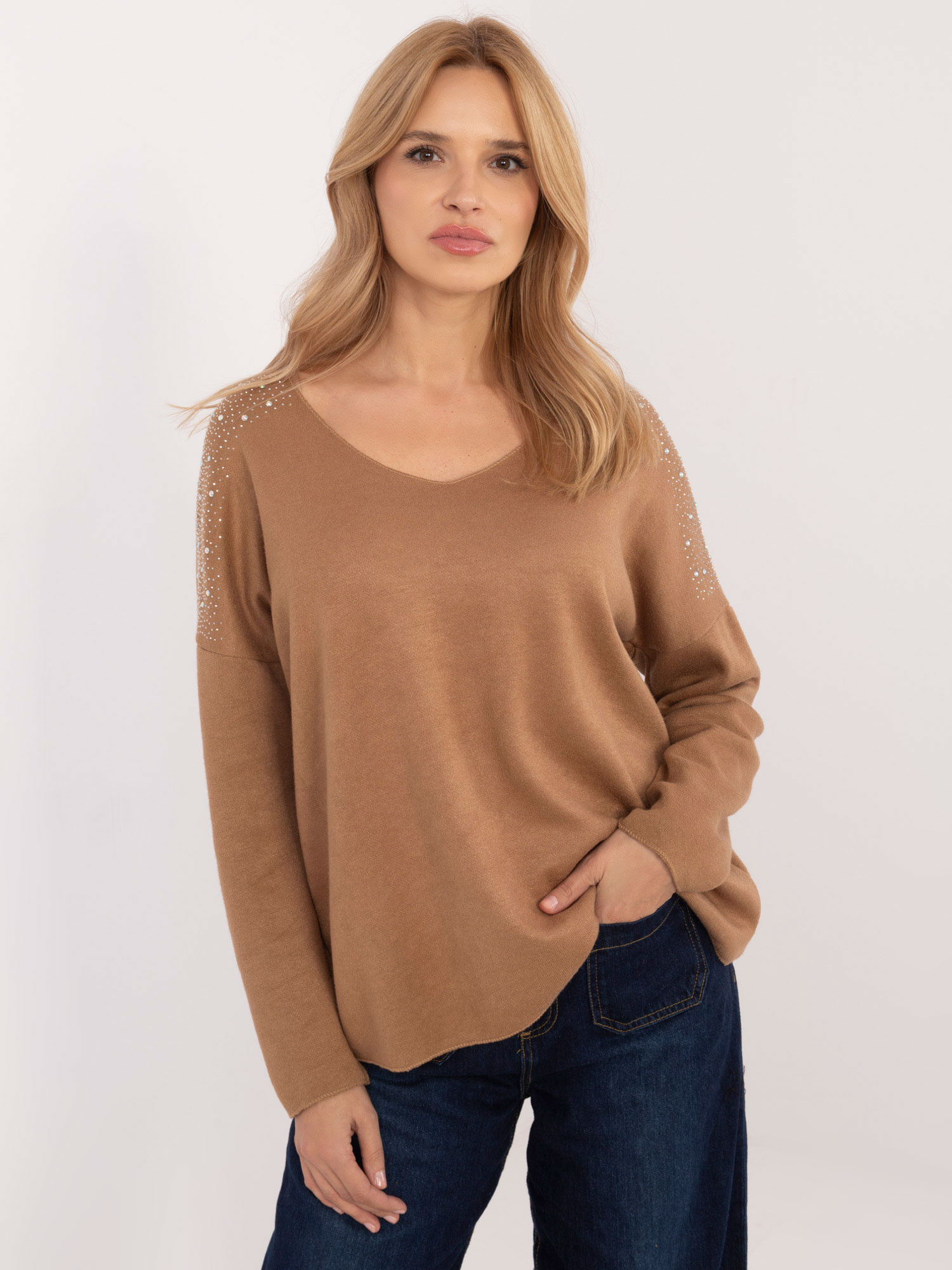 Sweter camelowy