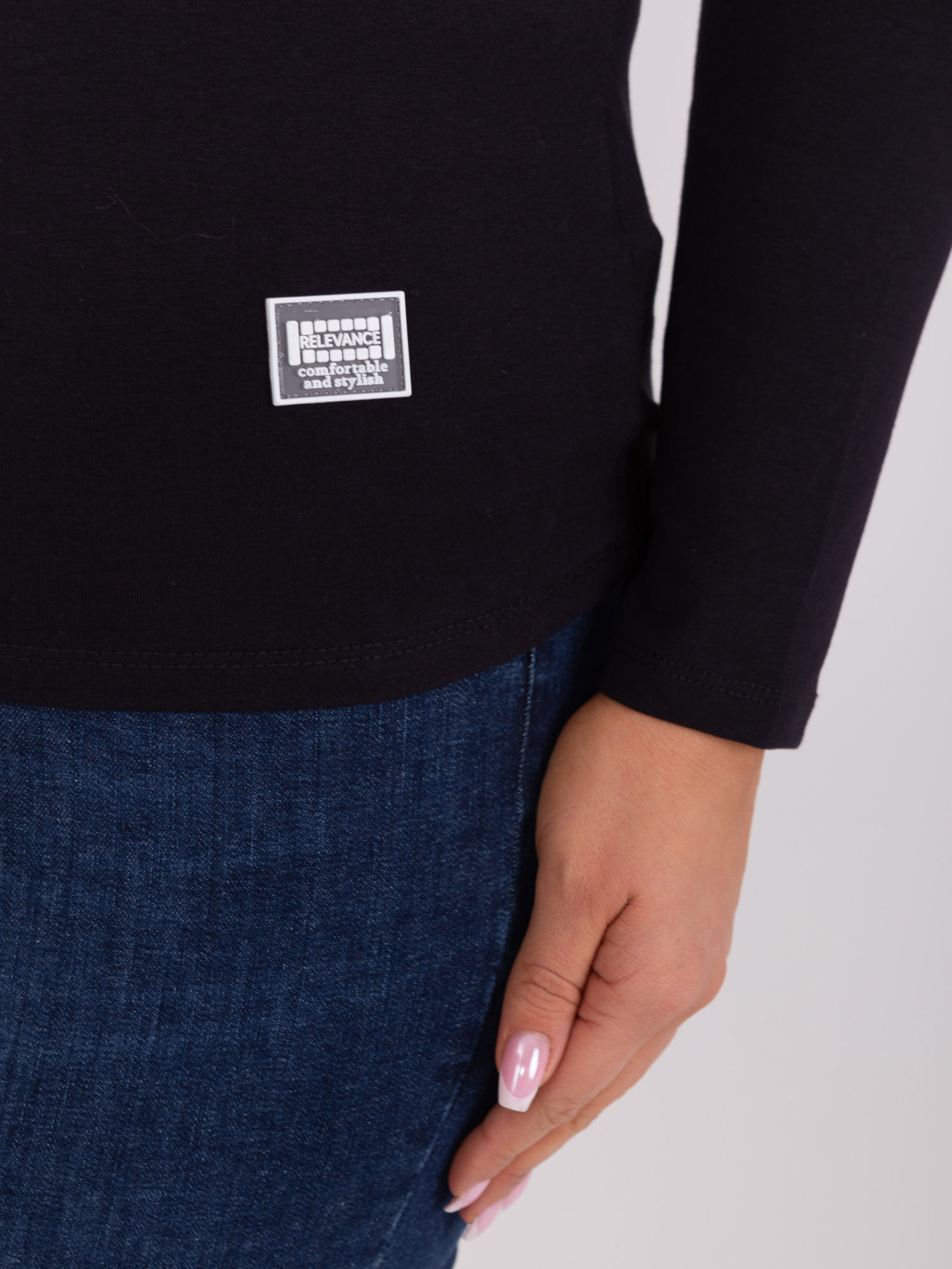 Hurt Czarna bluzka plus size z długim rękawem 