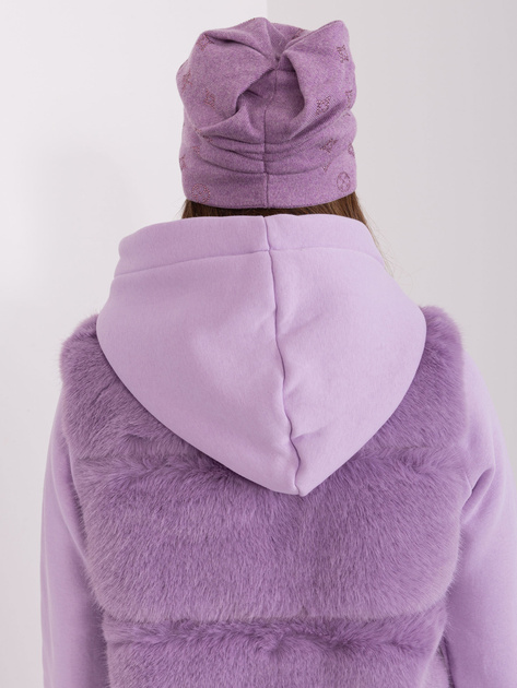 Hurtownia Jasnofioletowa czapka z dżetami