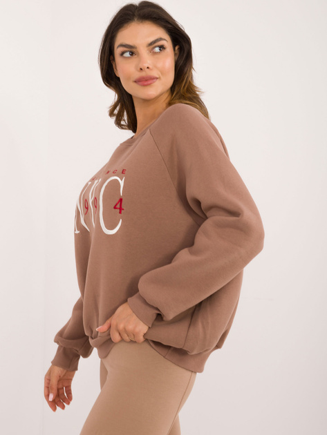 Hurt Brązowa ocieplana bluza bez kaptura z napisem