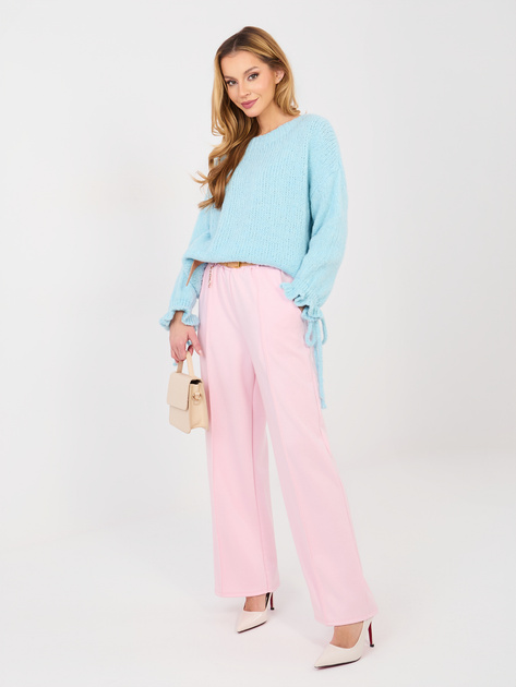 Pastelowy niebieski sweter z domieszką wełny