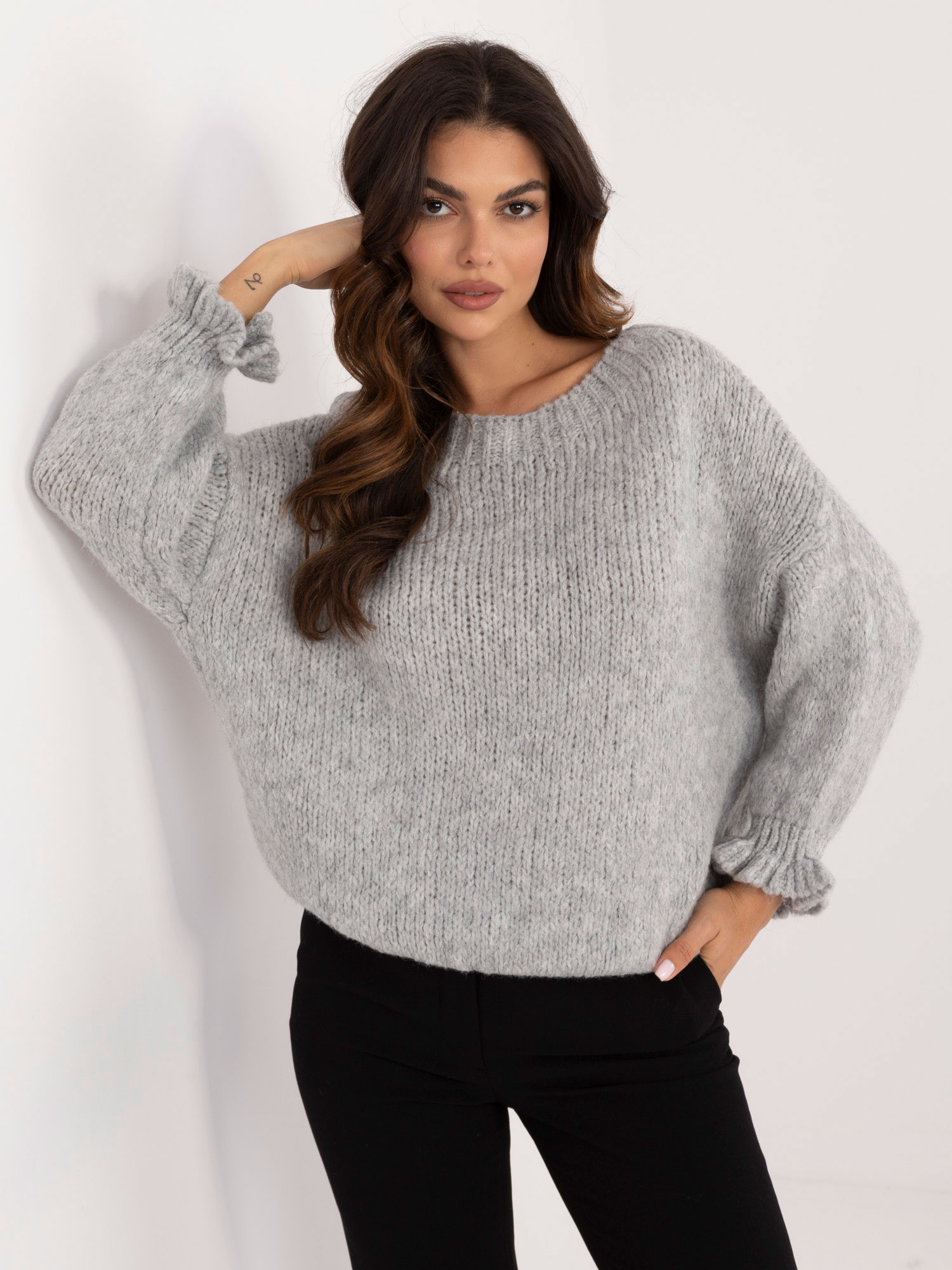 Sweter szary