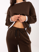 Ciemnobrązowy dwuczęściowy komplet ze spodniami 